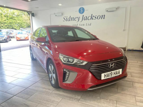 Hyundai IONIQ  1.6 h-GD GPFi 8.9kWh Premium SE Hatchback 5dr Petrol Plug-in Hybrid DCT Eur