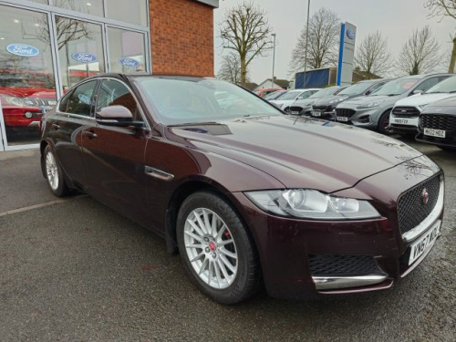 Jaguar XF  2.0i Prestige Saloon 4dr Petrol Auto Euro 6 (s/s) (200 ps)