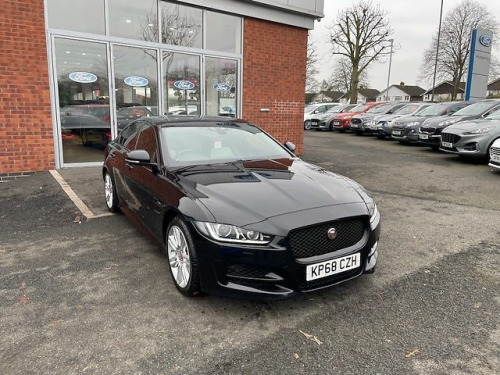 Jaguar XE  2.0i GPF R-Sport Saloon 4dr Petrol Auto Euro 6 (s/s) (200 ps)