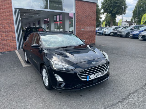 Ford Focus  1.0T EcoBoost Titanium Hatchback 5dr Petrol Manual Euro 6 (s/s) (125 ps)