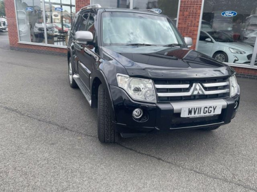 Mitsubishi Shogun  3.2 DI-DC Diamond SUV 5dr Diesel Automatic 4WD Euro 5 LWB (197 ps)