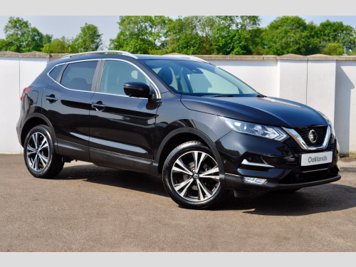 Nissan Qashqai  1.3 DIG-T N-CONNECTA DCT