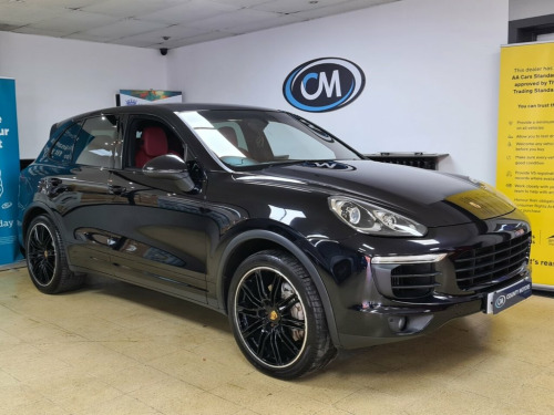 Porsche Cayenne  4.1 D V8 S TIPTRONIC S 5d 385 BHP Red leather seat