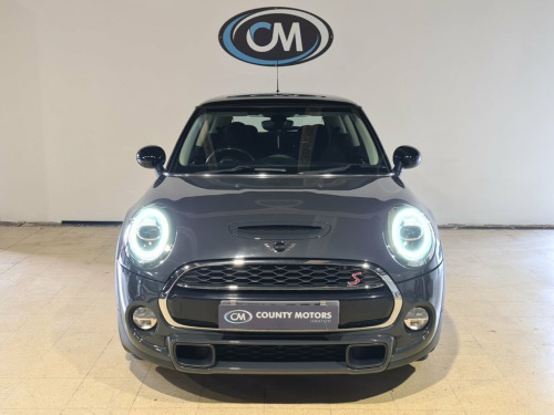 MINI Hatch  2.0 COOPER S 3d 190 BHP One owner from new, Two ke