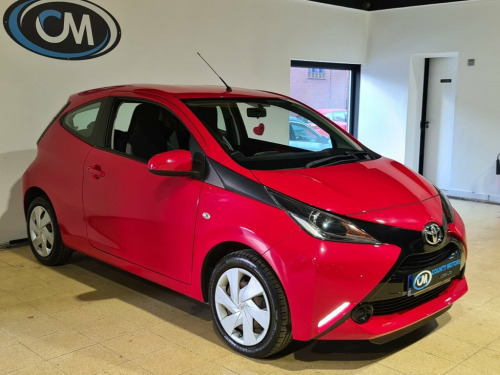 Toyota AYGO  1.0 VVT-i x-play Hatchback 3dr Petrol Manual Euro 