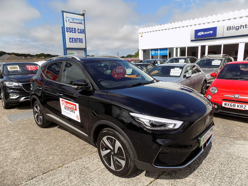 MG ZS  TROPHY CONNECT ELECTRIC