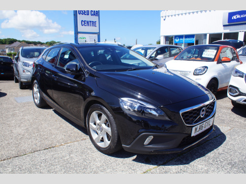 Volvo V40  D2 CROSS COUNTRY LUX