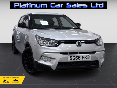Ssangyong Tivoli  EX