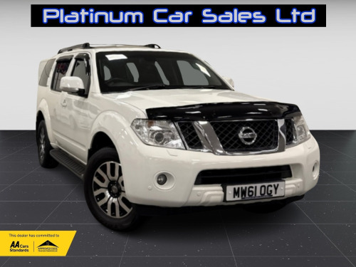Nissan Pathfinder  TEKNA DCI 190 AUTO