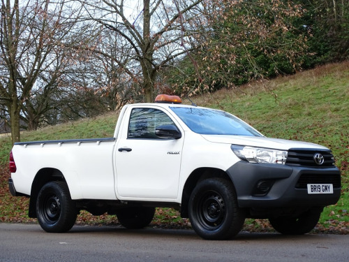 Toyota Hi-Lux  2.4 D-4D Active Pickup 2dr Diesel Manual 4WD Euro 6 (3.5t) (150 ps) S/CAB