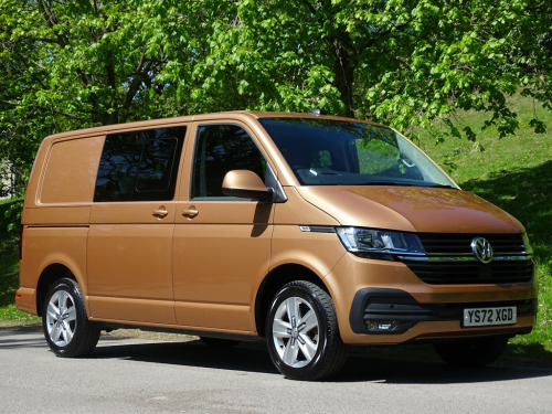 Volkswagen Transporter 2.0 TDI T32 Highline Crew Van Double Cab 5dr Diesel DSG FWD SWB Euro 6 (s/s