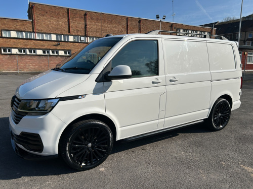 Volkswagen Transporter  T6.1 TDI STARTLINE SWB IN CANDY WHITE - EURO SIX