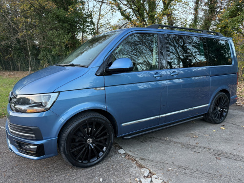 Volkswagen Caravelle  EXECUTIVE TDI 150 7 SPEED DSG AUTO SWB IN ACAPULCO BLUE - EURO SIX 