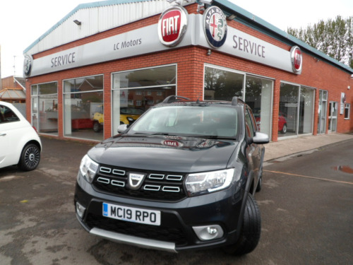 Dacia Sandero Stepway  ESSENTIAL TCE