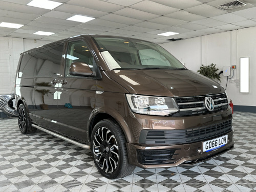 Volkswagen Transporter  T32 TDI SHUTTLE SE BMT + 9 SEATS + FULL R - LINE LEATHER + AUTOMATIC + 