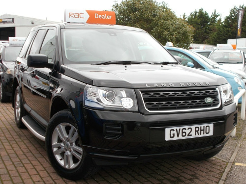 Land Rover Freelander  TD4 BLACK AND WHITE 5-Door