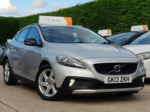 Volvo V40  2.5 T5 CROSS COUNTRY LUX NAV AWD  *AUTOMATIC*