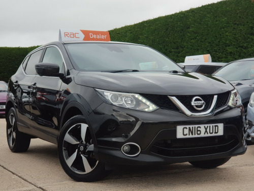 Nissan Qashqai  1.2 N-CONNECTA *ONLY 31000 MILES*  *SAT-NAV & PARKING CAMERA*              