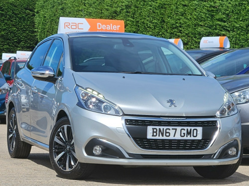 Peugeot 208  1.2 ALLURE PREMIUM *PANORAMIC ROOF*