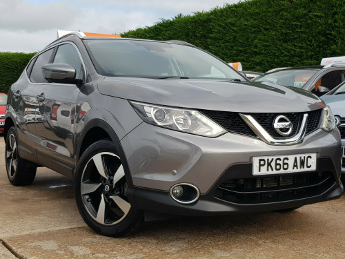 Nissan Qashqai  1.6 DCi N-CONNECTA  AUTOMATIC - SAT NAV & PAN ROOF 