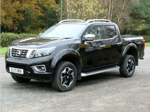 Nissan Navara  2.3 dCi Tekna Pickup Double Cab 4dr Diesel Manual 4WD Euro 6 (s/s) (190 ps)