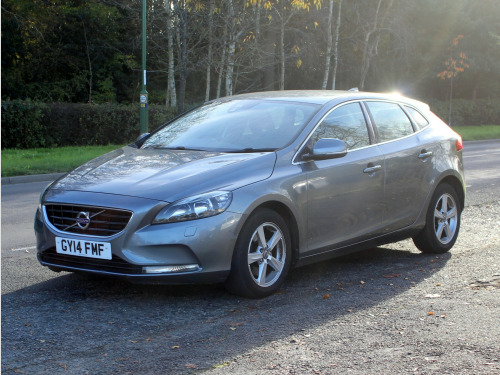 Volvo V40  1.6 T2 SE Hatchback 5dr Petrol Manual Euro 5 (s/s) (120 ps)