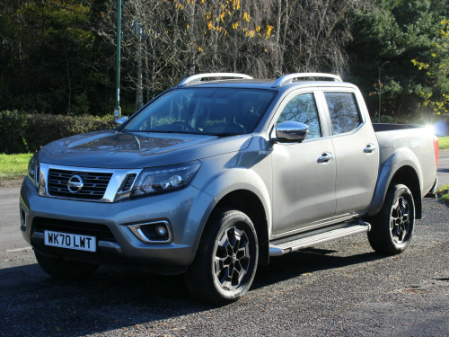 Nissan Navara  2.3 dCi Tekna Pickup Double Cab 4dr Diesel Manual 4WD Euro 6 (s/s) (190 ps)