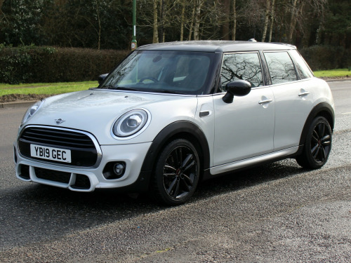 MINI Hatch  1.5 Cooper Sport *JCW Pack* Hatchback 5dr Petrol Steptronic Euro 6 (s/s) (1