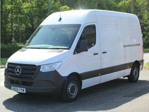 Mercedes-Benz Sprinter 2.0 315 CDI Premium Panel Van 5dr Diesel Manual FWD L2 H2 Euro 6 (s/s) (150