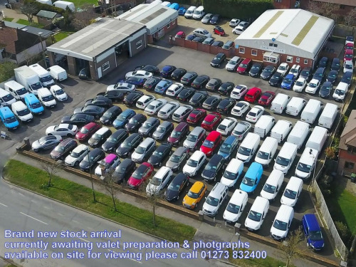 Renault Trafic  2.0 dCi Blue 28 Business Panel Van 5dr Diesel Manual SWB Euro 6 (s/s) (130 