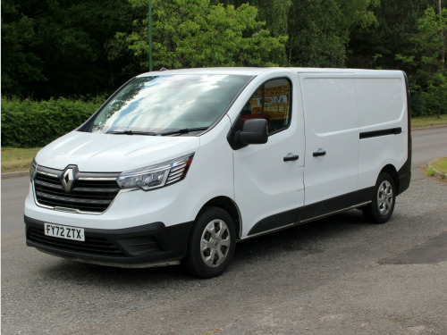 Renault Trafic  2.0 dCi Blue 30 Business Panel Van 5dr Diesel Manual LWB Euro 6 (s/s) (130 