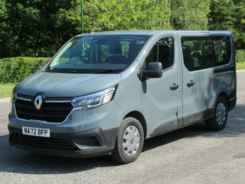 Renault Trafic  2.0 dCi 28 Business Minibus Double Cab 5dr Diesel EDC SWB Euro 6 (s/s) (9 S