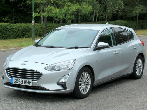 Ford Focus  1.0T EcoBoost Titanium Hatchback 5dr Petrol Manual Euro 6 (s/s) (125 ps)