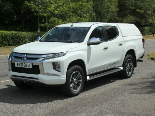 Mitsubishi L200  2.2 DI-D DC Barbarian Pickup Double Cab 4dr Diesel Manual 4WD Euro 6 (s/s) 