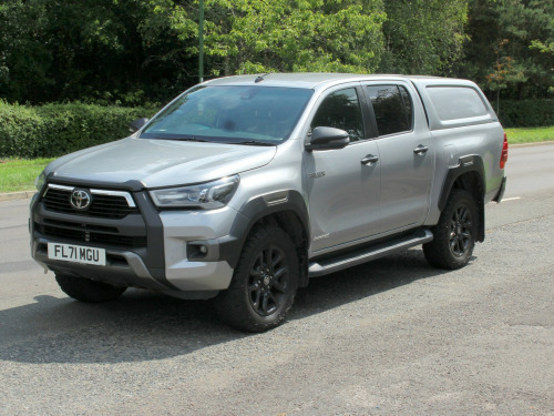 Toyota Hi-Lux  2.8 D-4D Invincible X Pickup Double Cab 4dr Diesel Manual 4WD Euro 6 (s/s) 
