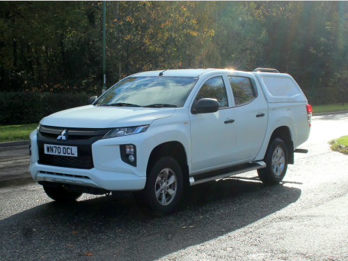 Mitsubishi L200  2.2 DI-D DC 4Life Pickup Double Cab 4dr Diesel Manual 4WD Euro 6 (s/s) (150