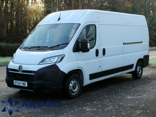 Vauxhall Movano  2.2 CDTi 3500 BiTurbo Prime Panel Van 5dr Diesel Manual L3 H2 Euro 6 (s/s)  