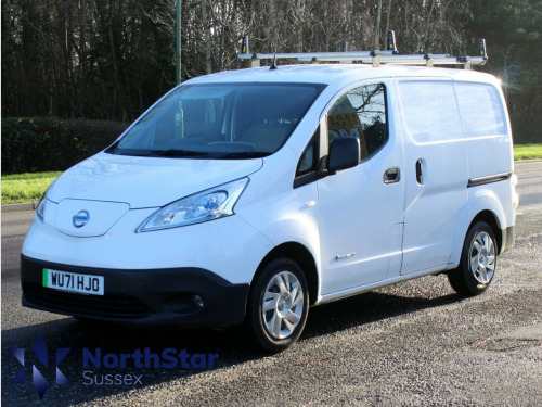 Nissan eNV200  40kWh Acenta Panel Van 5dr Electric Auto SWB (Quick Charge) (109 ps) 