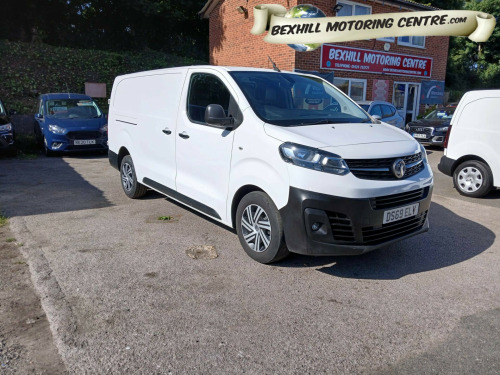 Vauxhall Vivaro  2900 1.5d 100PS Dynamic H1 Van **OWNER FROM NEW**