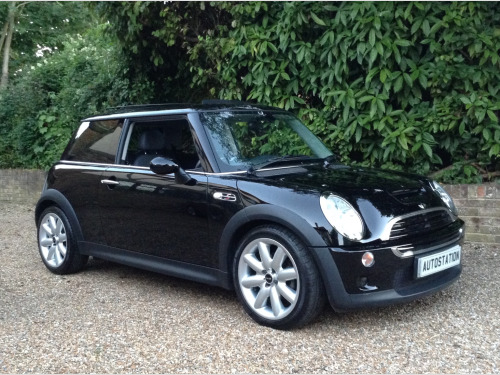 MINI Hatch  1.6 Cooper S 3dr, Numbered John Cooper Works, Only 10.000 miles