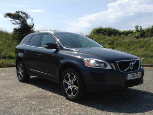 Volvo XC60  D5 SE Lux Awd, Only 15.000 miles