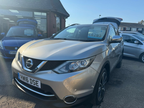 Nissan Qashqai  1.6 dCi Tekna SUV 5dr Diesel Manual 2WD Euro 6 (s/s) (130 ps)