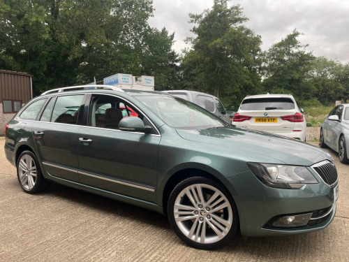 Skoda Superb  2.0 TDI Elegance DSG Euro 5 (s/s) 5dr