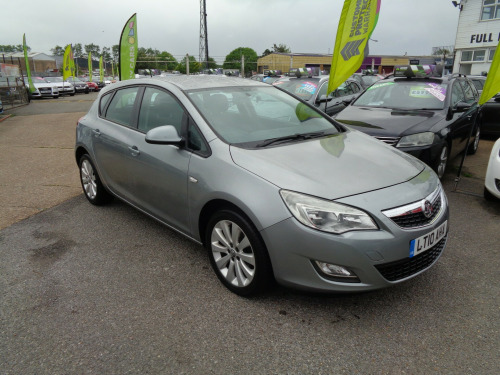 Vauxhall Astra  1.6 EXCLUSIVE 5-Door