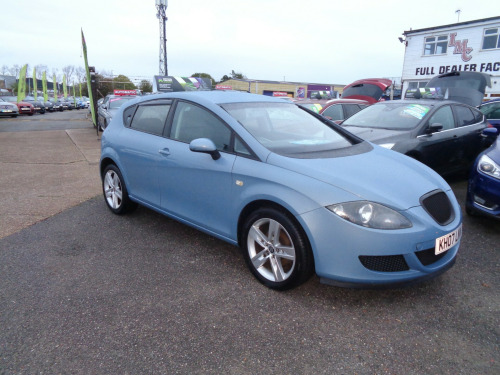 SEAT Leon  1.6 REFERENCE 5-Door