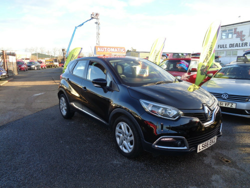 Renault Captur  AUTOMATIC DYNAMIQUE NAV DCI 5-Door