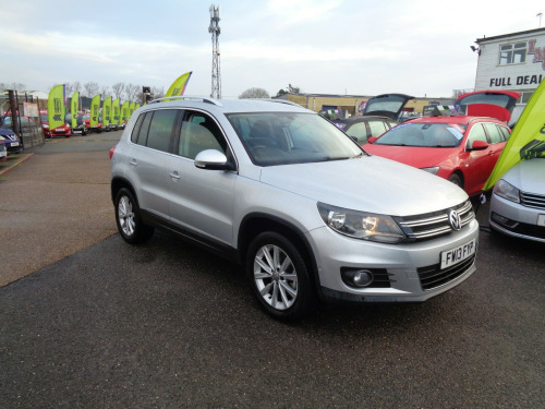 Volkswagen Tiguan  2.0 SE TDI AUTO BLUEMOTION TECHNOLOGY 4MOTION DSG 5-Door