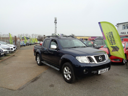 Nissan Navara  2.5 DCI TEKNA 4X4 SHR DCB 4 DOOR