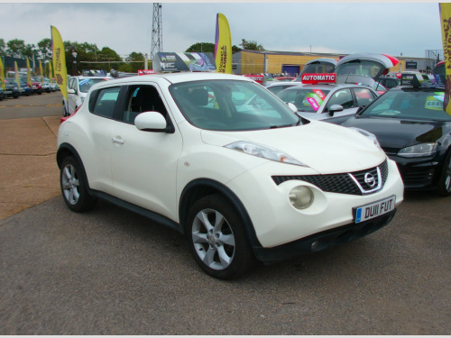 Nissan Juke  1.6 ACENTA 5-Door