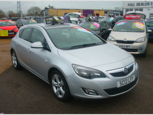 Vauxhall Astra  1.6 16v SRi Hatchback 5dr Petrol Manual